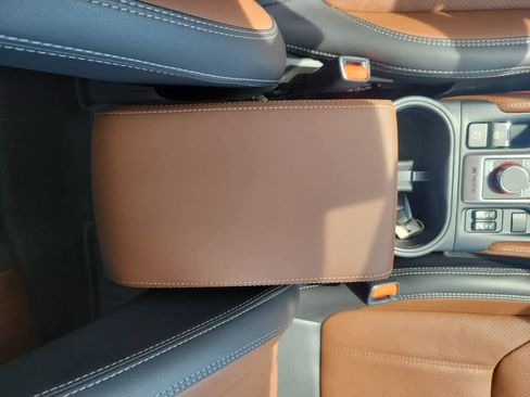 Used 2023 Subaru Forester Touring image 19