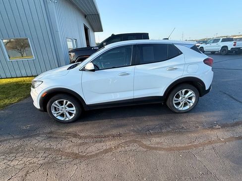 Used 2023 Buick Encore GX Preferred w/ Cold Weather Comfort Package AWD/4WD image 2