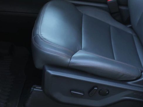 New 2025 Ford Expedition Max Active image 14