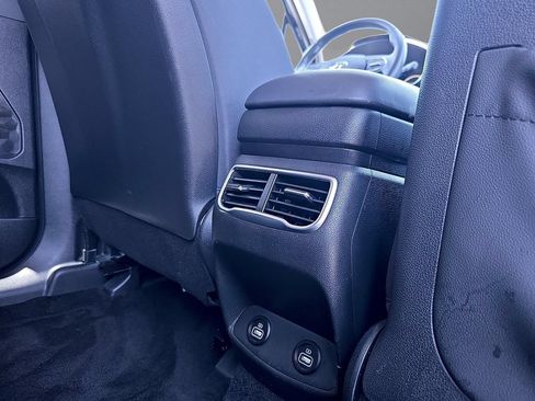 Used 2021 Hyundai Santa Fe SEL w/ Convenience Package FWD image 17