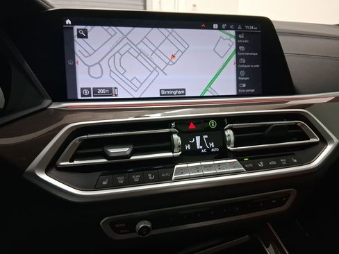 Used 2022 BMW X5 xDrive40i w/ M Sport Package image 24