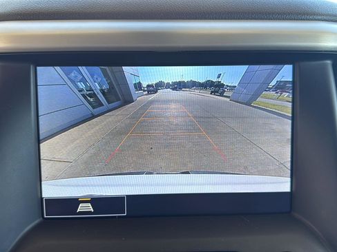 Used 2023 GMC Acadia SLT AWD/4WD image 32