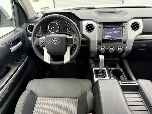 Used 2015 Toyota Tundra SR5 image 31