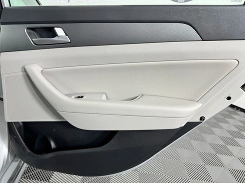 Used 2016 Hyundai Sonata SE image 40