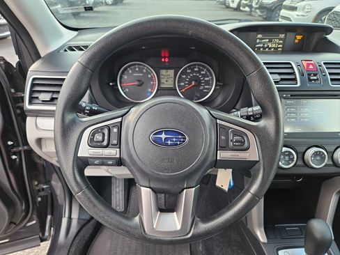 Used 2017 Subaru Forester 2.5i w/ Alloy Wheel Package AWD/4WD image 19