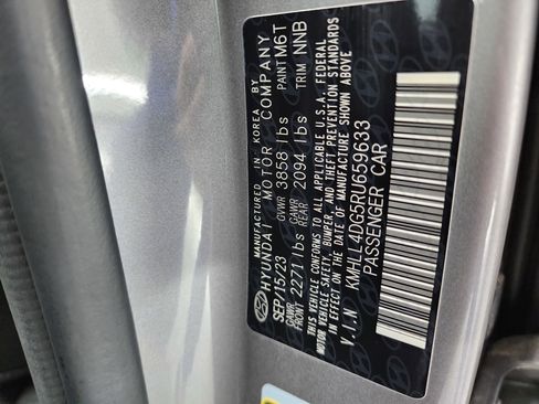 Used 2024 Hyundai Elantra SE image 50