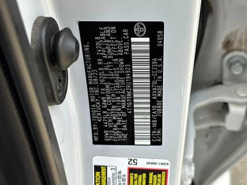 Used 2024 Toyota Camry SE FWD image 31