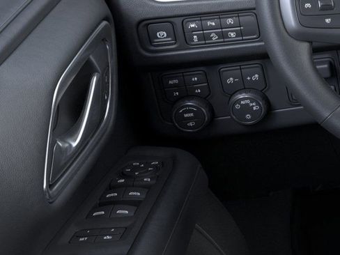 Used 2024 Chevrolet Suburban Z71 w/ Off-Road Capability Package image 22