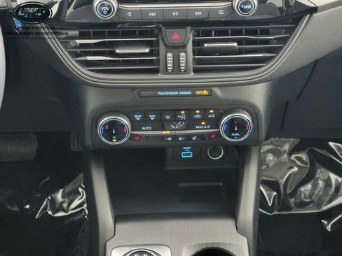 Used 2023 Ford Escape Active AWD/4WD image 23