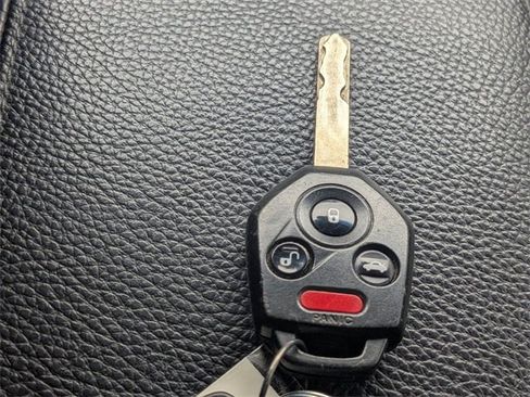 Used 2014 Subaru Outback 2.5i Limited image 31