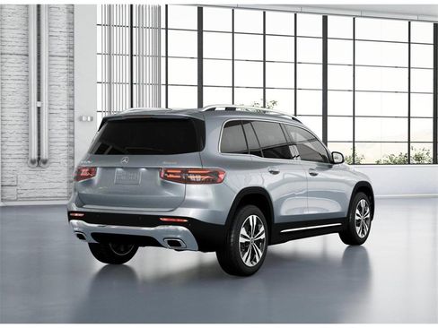 Certified 2025 Mercedes-Benz GLB 250 4MATIC image 22