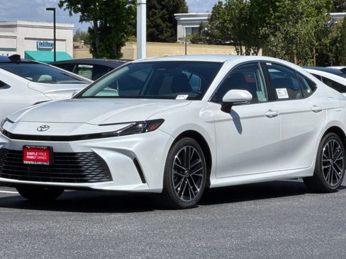 New 2026 Toyota Camry XLE FWD image 2