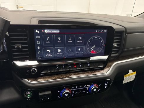 New 2026 GMC Sierra 1500 SLE AWD/4WD image 15