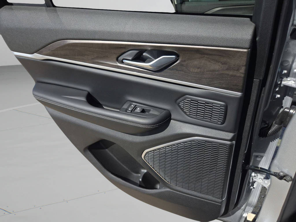 New 2026 Jeep Grand Cherokee Limited AWD/4WD image 27