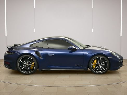 Certified 2024 Porsche 911 Turbo AWD/4WD image 27