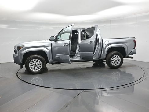 Used 2024 Toyota Tacoma SR5 image 36