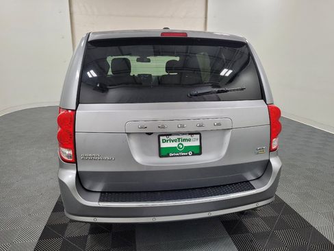 Used 2019 Dodge Grand Caravan GT w/ Safety Sphere Group FWD image 6
