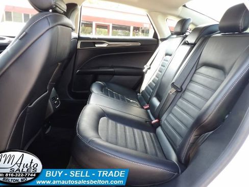 Used 2018 Ford Fusion Energi SE image 16