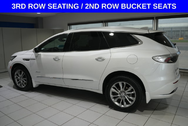 Used 2024 Buick Enclave Avenir w/ Avenir Technology Package AWD/4WD image 4