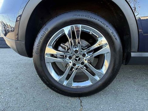 Used 2018 Mercedes-Benz GLA 250 4MATIC image 37