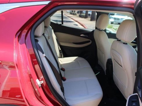 Used 2021 Buick Encore GX Select w/ Advanced Technology Package FWD image 14
