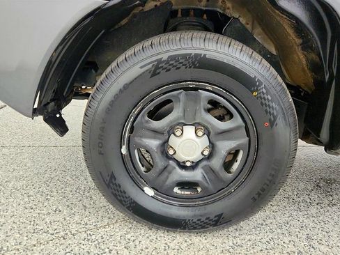 Used 2013 Toyota Tacoma 2WD Access Cab w/ SR5 Pkg image 9