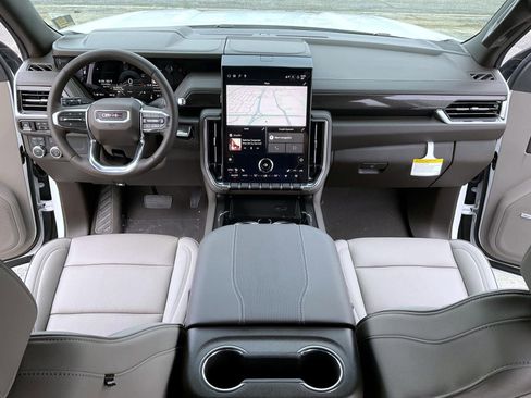 New 2026 GMC Yukon XL Elevation AWD/4WD image 12