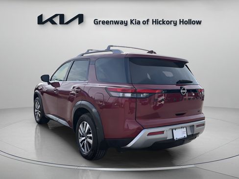 Used 2022 Nissan Pathfinder SL w/ SL Black Package image 6