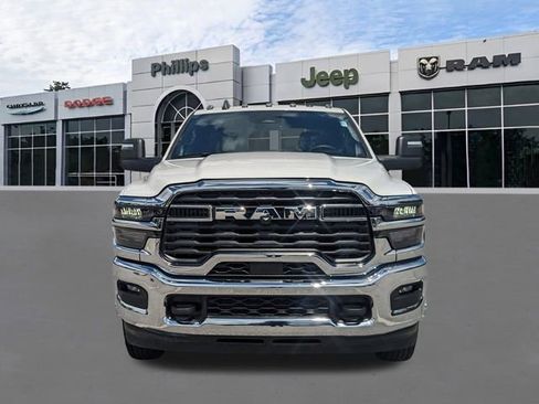 New 2025 RAM 3500 Tradesman w/ Chrome Appearance Group AWD/4WD image 9