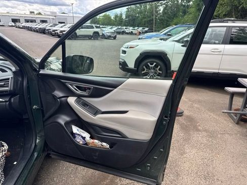 Used 2023 Subaru Forester Premium AWD/4WD image 11