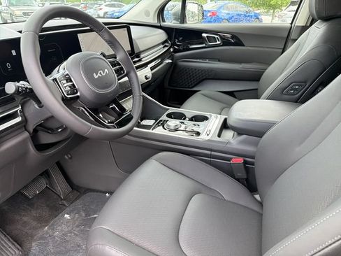 New 2026 Kia Carnival SX Prestige FWD image 17