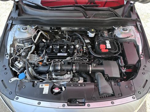 Used 2020 Honda Accord LX image 9