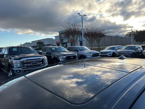 Used 2010 Volvo XC60 T6 image 13