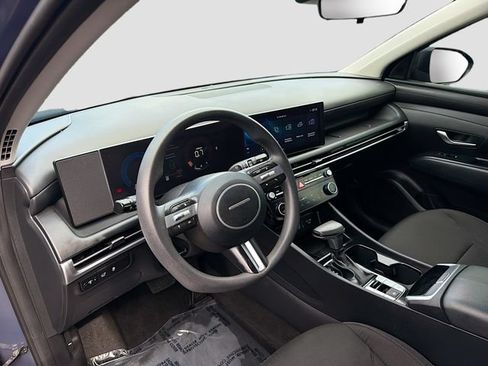 Used 2025 Hyundai Tucson SEL FWD image 9