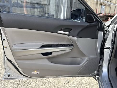 Used 2008 Honda Accord EX image 30