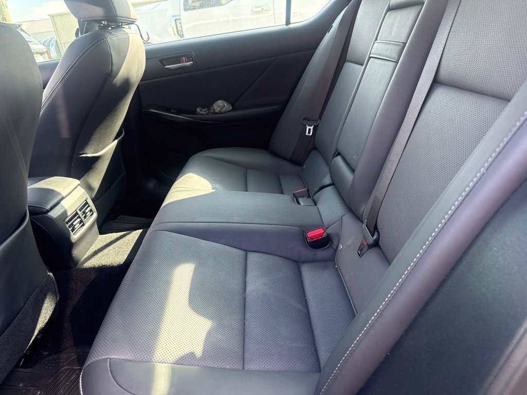 Used 2021 Lexus IS 300 w/ Comfort Package RWD image 5