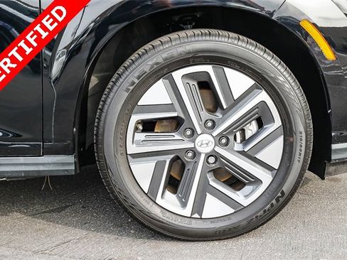 Certified 2023 Hyundai Kona SE w/ Cargo Package image 9