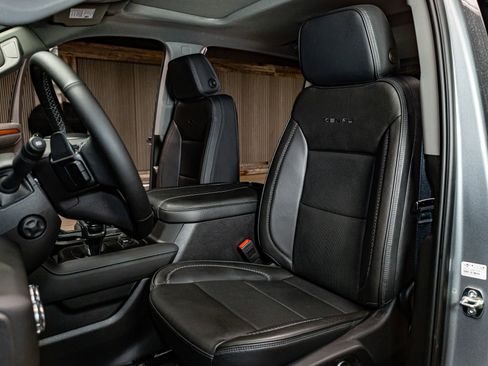 Used 2025 GMC Sierra 1500 Denali w/ Denali Reserve Package image 24