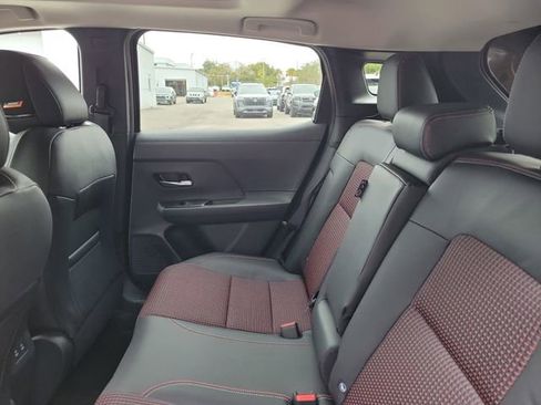 New 2026 Nissan Kicks SR w/ SR Premium Package FWD image 24