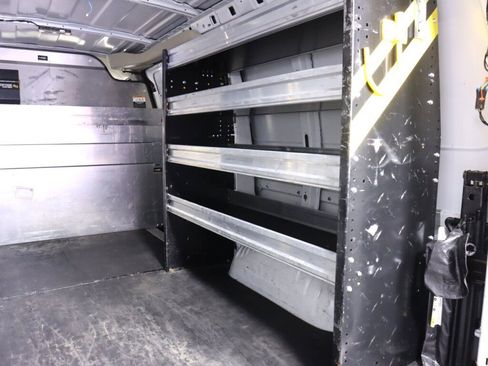 Used 2021 Chevrolet Express 2500 w/ Driver Convenience Package RWD image 27
