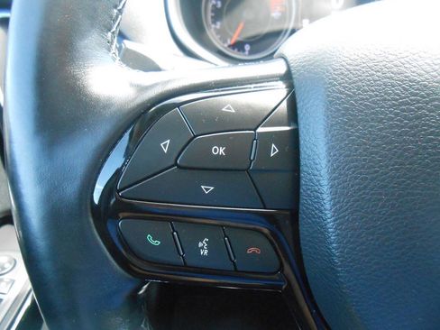 Used 2020 Jeep Cherokee Latitude Plus AWD/4WD image 15