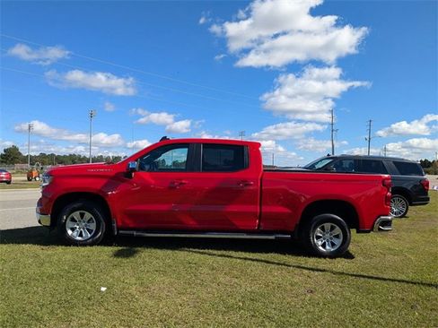 Used 2024 Chevrolet Silverado 1500 LT w/ Protection Package image 6