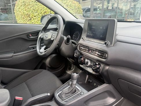 Used 2022 Hyundai Kona SEL image 24