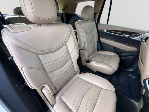 Certified 2023 Cadillac XT6 Premium Luxury w/ Platinum Package image 32