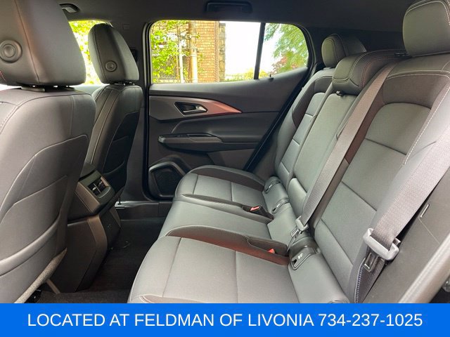 Certified 2024 Chevrolet Equinox EV RS FWD image 22
