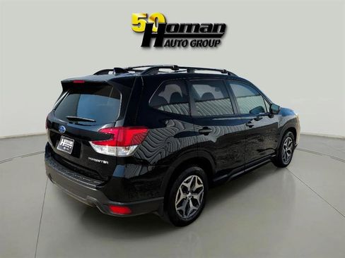Used 2019 Subaru Forester Premium image 5