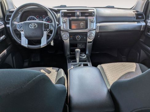 Used 2019 Toyota 4Runner SR5 AWD/4WD image 33