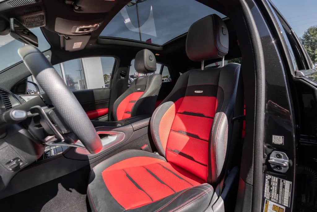 Used 2025 Mercedes-Benz GLE 53 AMG 4MATIC Coupe image 21