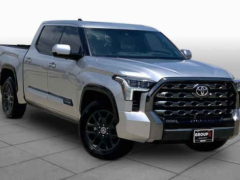 Used 2022 Toyota Tundra Platinum RWD image 3