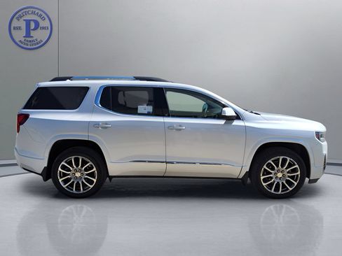 Used 2023 GMC Acadia Denali w/ Denali Ultimate Package AWD/4WD image 8